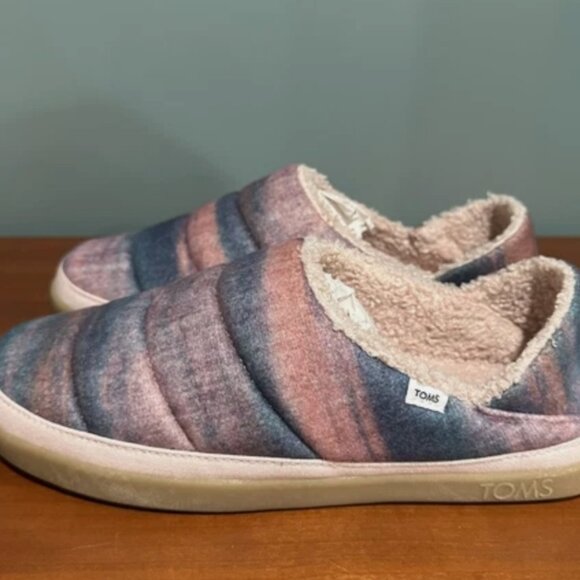 NEW TOMS Women's 8 Ezra Slipper Cloudy Pink Purple Ombre Comfort Closed Toe Shoe - Picture 1 of 7